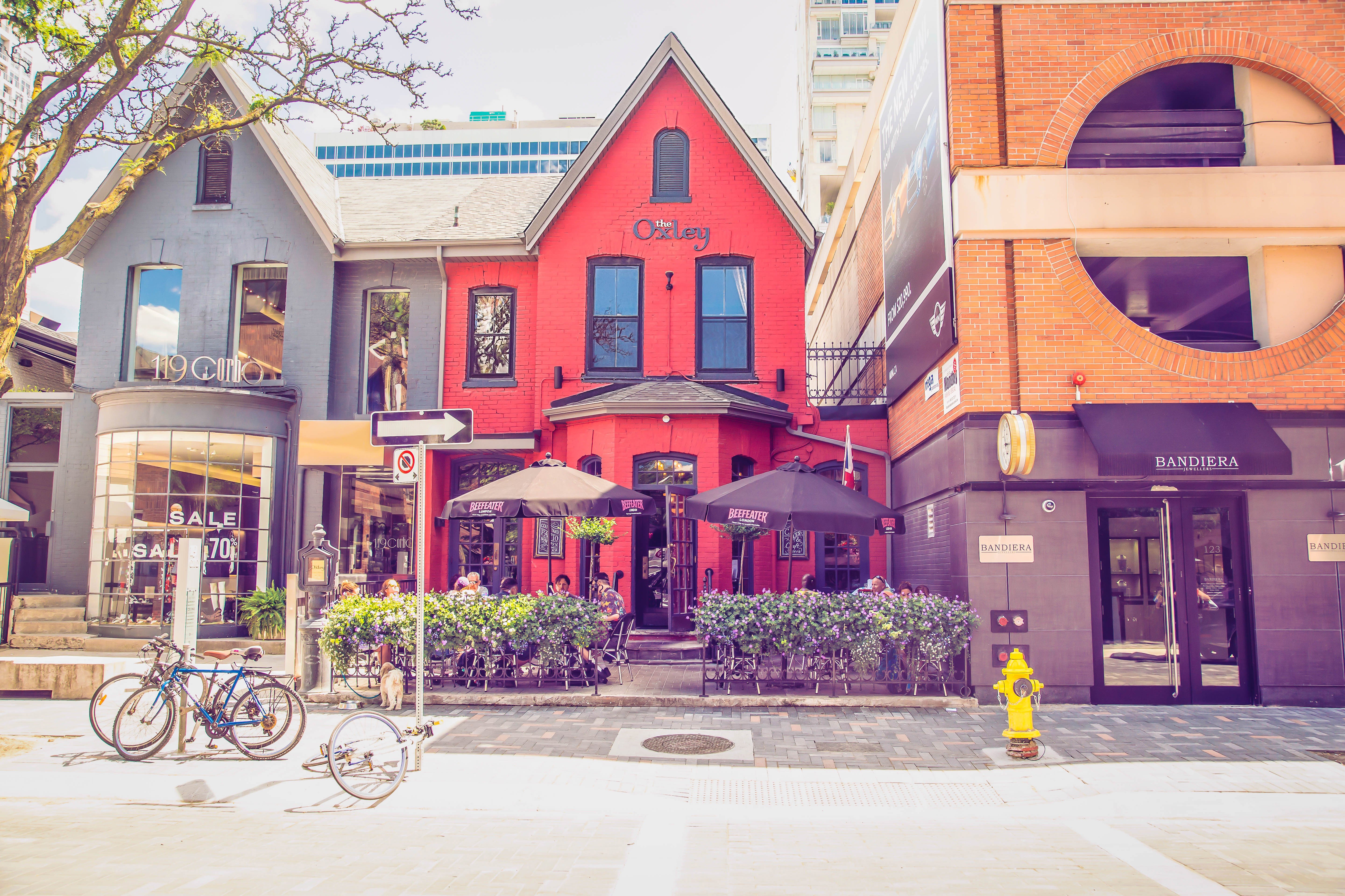 Top 15 Neighbourhoods For Singles In Toronto