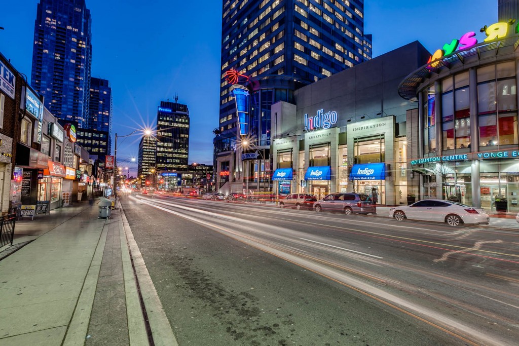 travel agency yonge and eglinton