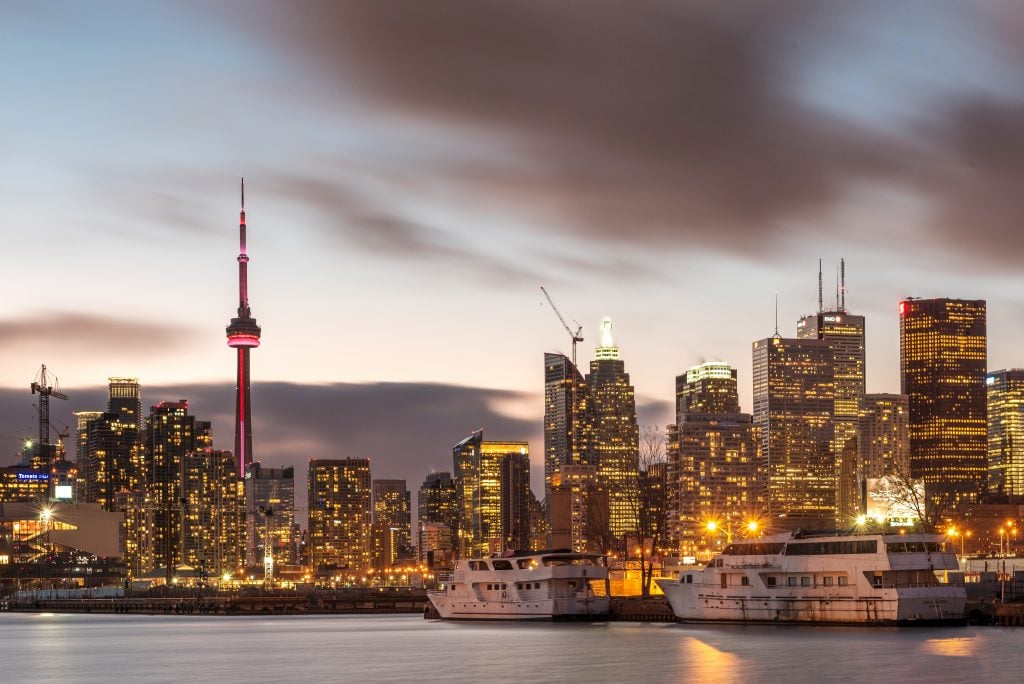 Skyline of toronto at sunset