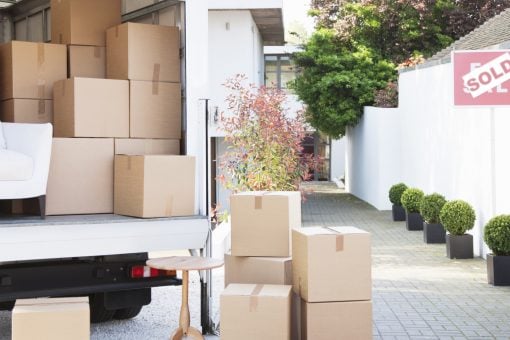 Why hiring movers is a must for apartment-dwellers in Toronto