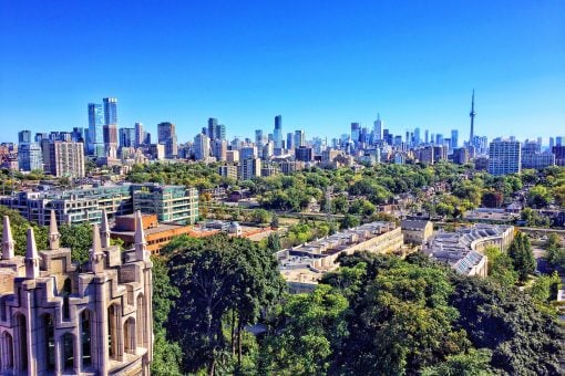 The Best Toronto Neighbourhoods for Students