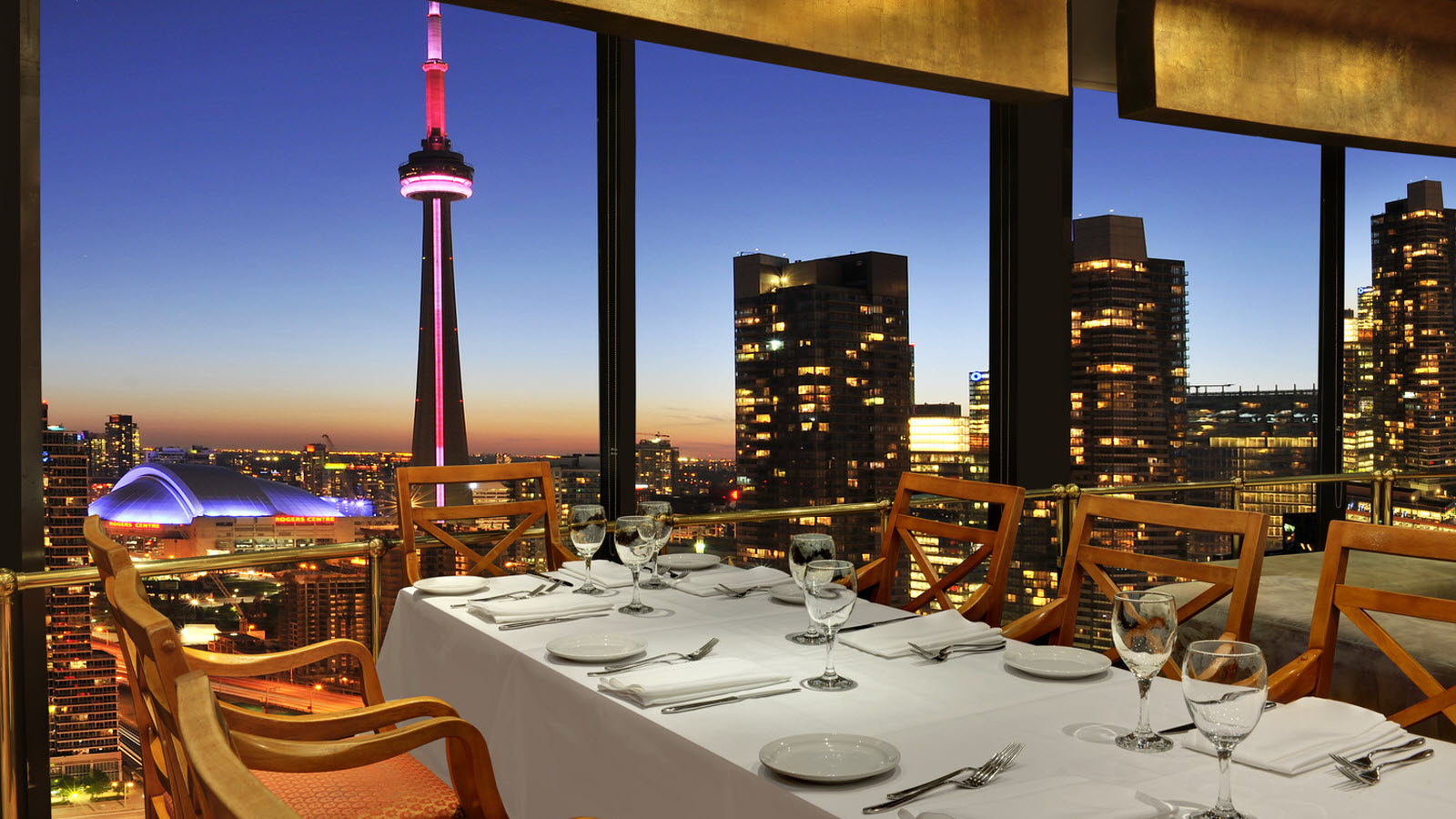 Have you tried these glam restaurants in Toronto?
